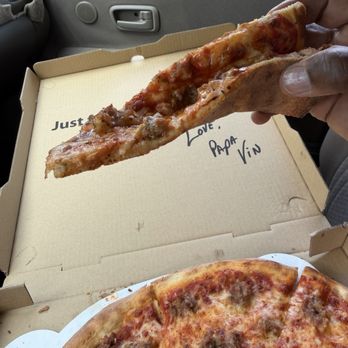 Weirdough’s Pizza - Sausage pie - Pizza Near Me - Burbank, California Weirdough’s Pizza - Sausage pie - Pizza Near Me - Burbank, California