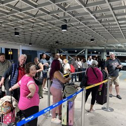 Hertz Rent a Car - Line waiting to get into Hertz Nashville