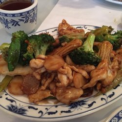 China Palace - Chicken in garlic sauce