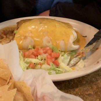 Salsas Mexican Restaurant - Burrito and chips and salsa - Mexican Near Me - Galveston, Texas Salsas Mexican Restaurant - Burrito and chips and salsa - Mexican Near Me - Galveston, Texas