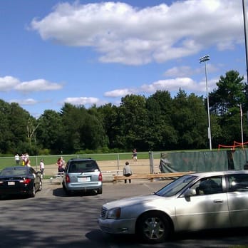 Dean Park - Parks Near Me - Shrewsbury, Massachusetts