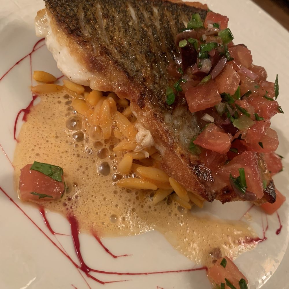 Divinis - Italian Near Me - Prague, Puerto Rico