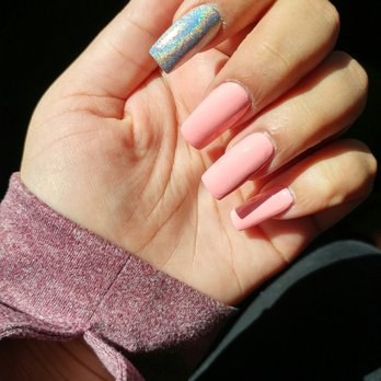 Q Nails - Lovee - Waxing Near Me - Glendale, California