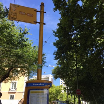 City Sightseeing - Red #7 Amoreiras... Don't bother. The bus drivers tend to ignore passengers waiting here. - Tours Near Me - Lisbon, 11