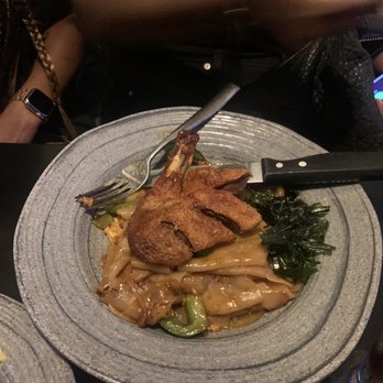 ViV - Noodle with duck - Thai Near Me - New York, New York ViV - Noodle with duck - Thai Near Me - New York, New York