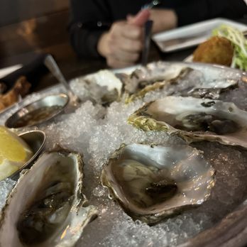 District - Oysters - Tapas/Small Plates Near Me - San Jose, California District - Oysters - Tapas/Small Plates Near Me - San Jose, California