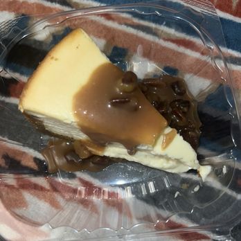 Prissy Polly's Bar-B-Que - Cheesecake with pecan praline sauce - Barbeque Near Me - Kernersville, North Carolina
