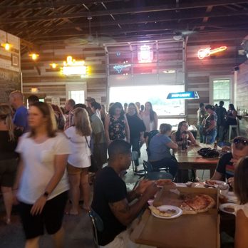 Old Main Icehouse - Sports Bars Near Me - Cibolo, Texas