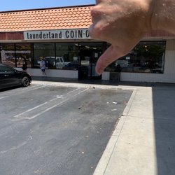 Launderland - Launderland is terrible