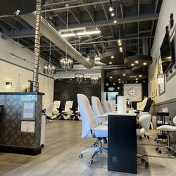 BB Nails and Lashes - Interior