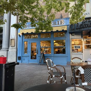 Eva's Bakery - View of the boulangerie from their outdoor seating - Bakeries Near Me - Salt Lake City, Utah
