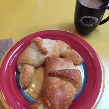 Bandon Baking Company - Ham & cheese croissant with fresh coffee - Bakeries Near Me - Bandon, Oregon Bandon Baking Company - Ham & cheese croissant with fresh coffee - Bakeries Near Me - Bandon, Oregon