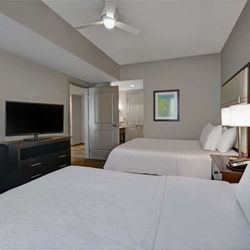 Homewood Suites by Hilton Hamilton, NJ - Guest room
