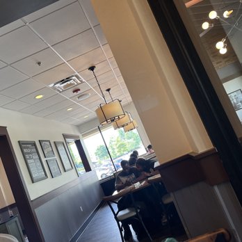 Another Broken Egg Cafe - Beautiful place! - Breakfast & Brunch Near Me - Dunwoody, Georgia