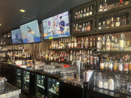 Black+Haus Tavern - Parker by null