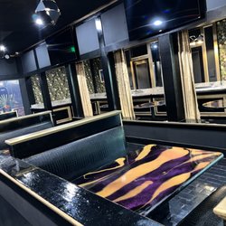 Rio Restaurant & Lounge