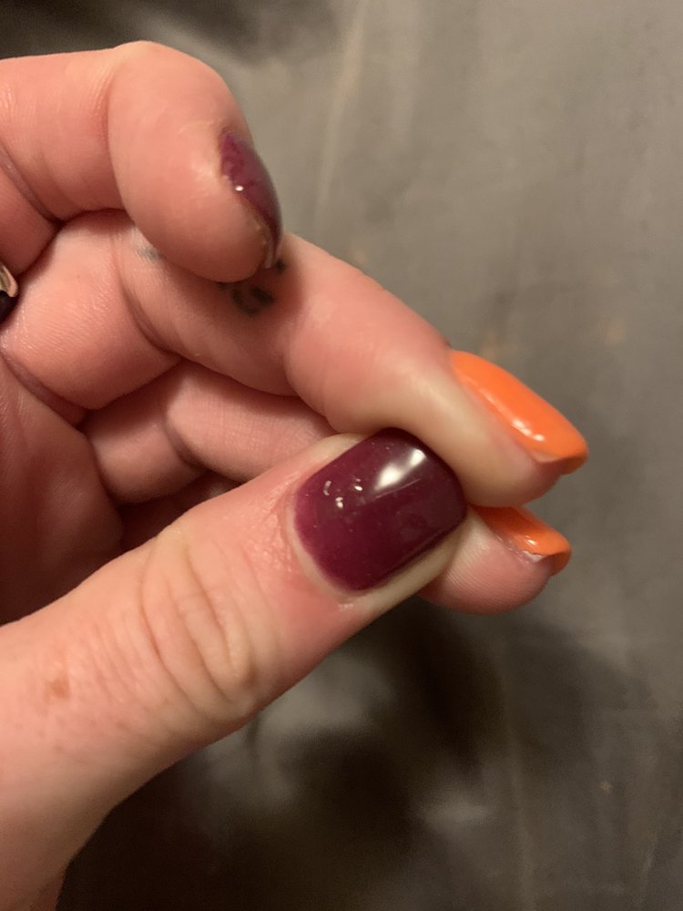 MODERN NAILS & SPA Updated September 2024 11 Reviews 3825 University Ave, Waterloo, Iowa