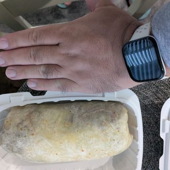 La Chingada - Fish burrito - Burgers Near Me - Oceano, California La Chingada - Fish burrito - Burgers Near Me - Oceano, California
