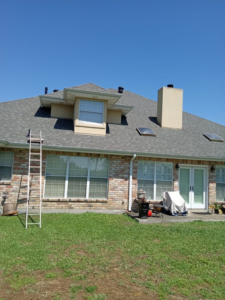 Slide of Estrada Roofing & Constrution