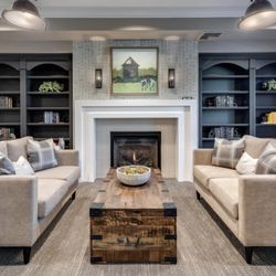 Oakmont of Silver Creek - Community common area