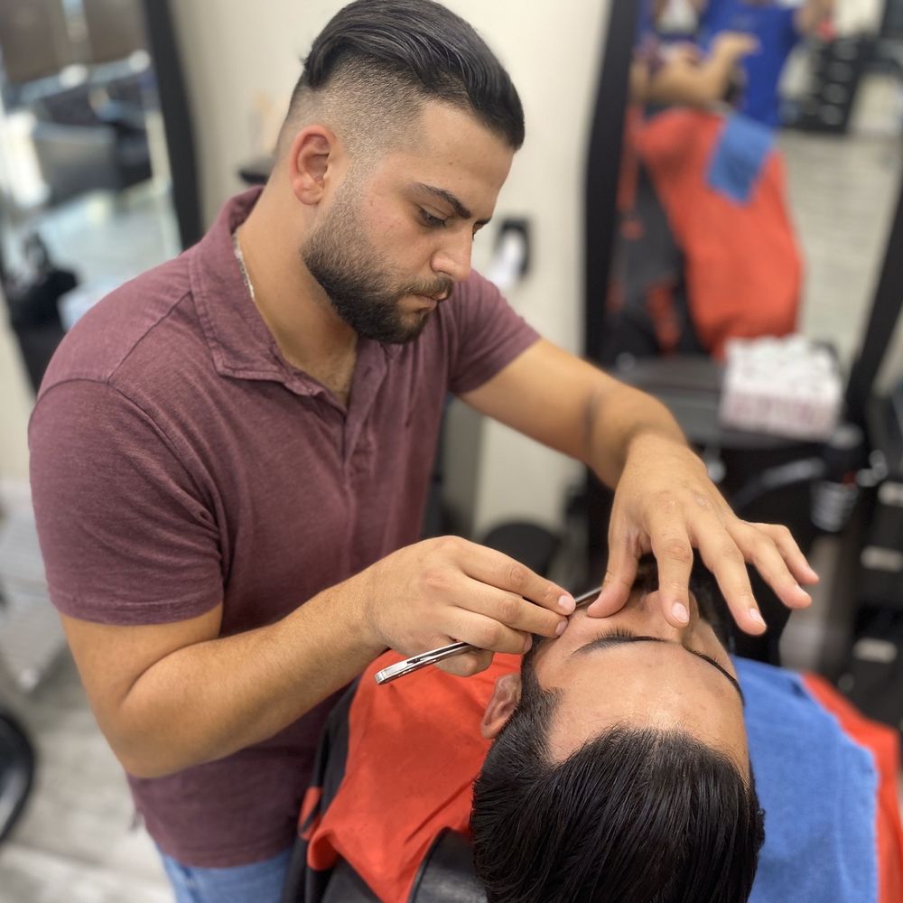 A&R Scissors Barbers - Mike The Lazer Boy.....! - Barbers Near Me - Anaheim, California A&R Scissors Barbers - Mike The Lazer Boy.....! - Barbers Near Me - Anaheim, California