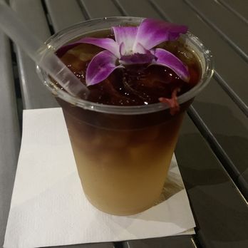 Barefoot Bar - Mai tai ! - Cocktail Bars Near Me - Honolulu, Hawaii