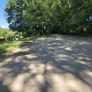 Thom Reed - UFO Monument Park - Dirt parking area - Museums Near Me - Sheffield, Massachusetts Thom Reed - UFO Monument Park - Dirt parking area - Museums Near Me - Sheffield, Massachusetts
