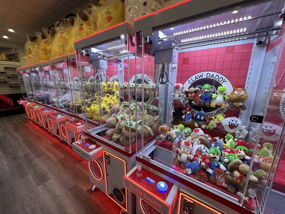 CLAW DADDY ARCADES 20 Photos 2134 Montebello Town Ctr, Montebello, California Arcades