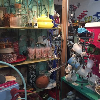 Bella Marketplace - Antiques Near Me - Boulder City, Nevada Bella Marketplace - Antiques Near Me - Boulder City, Nevada