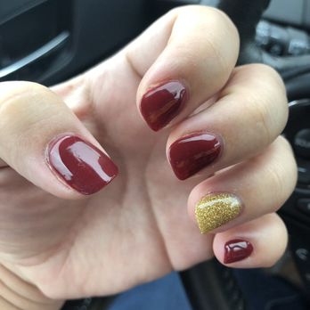 Cosmo Nails Lounge - Nail Salons Near Me - Hunt Valley, Maryland