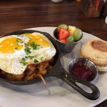 First Watch - Pot roast hash - Breakfast & Brunch Near Me - Fairfax, Virginia First Watch - Pot roast hash - Breakfast & Brunch Near Me - Fairfax, Virginia