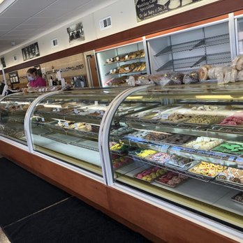 Eet Gud Bakery - Inside - Bakeries Near Me - Trenton, New Jersey Eet Gud Bakery - Inside - Bakeries Near Me - Trenton, New Jersey
