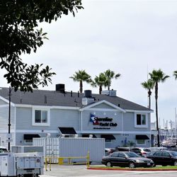 Shoreline Yacht Club of Long Beach - Location, location, location! Nice facility.but private club. Must have a member sponsor you if you're not a member yourself.