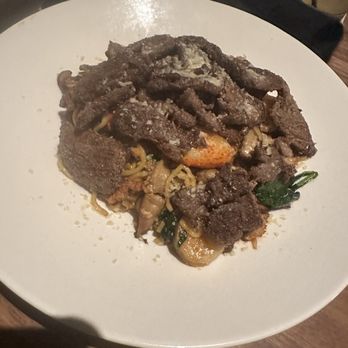Yard House - Lobster Garlic Noodles with beef - New American Near Me - Springfield, Virginia