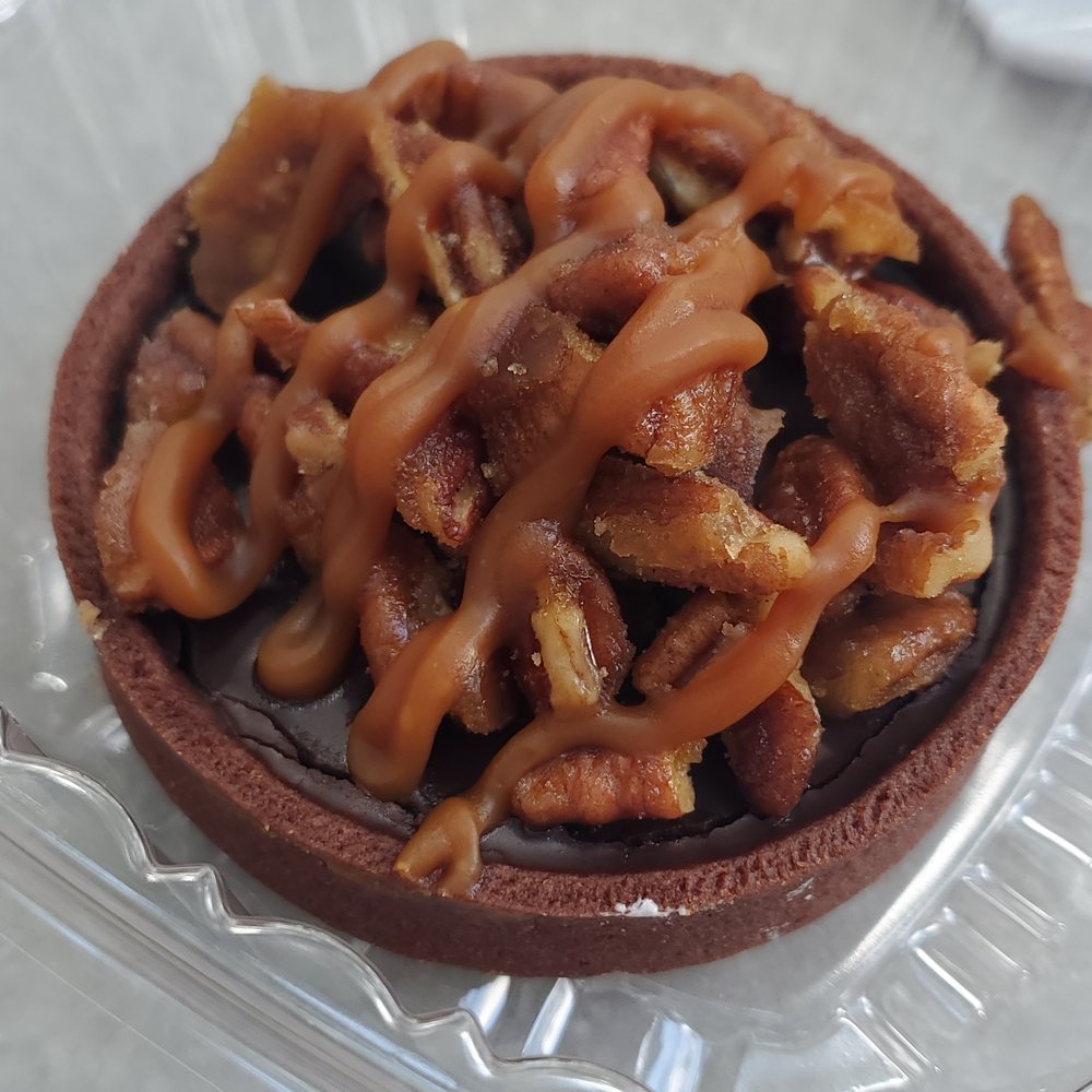 La Patisserie - Pecan tart - Desserts Near Me - Austin, Texas