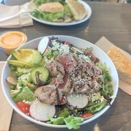 Ahi salad Ahi salad