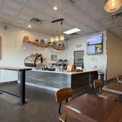 7 Leaves Cafe - Inside