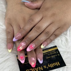 Holly’s Nails