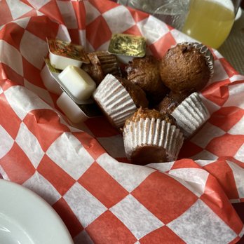 Beacon  Falls  Cafe - Mini carrot cake muffins - New American Near Me - Beacon, New York