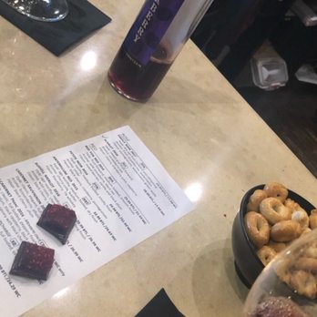 Arrington Vineyards - Wine Tasting Room Near Me - Arrington, Tennessee