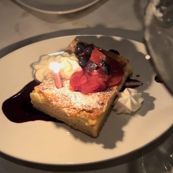 Table 5 - Butter cake 10/10 - New American Near Me - Northville, Michigan