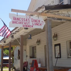 Vanessa's Place - Open at 6 am every day for Breakfast