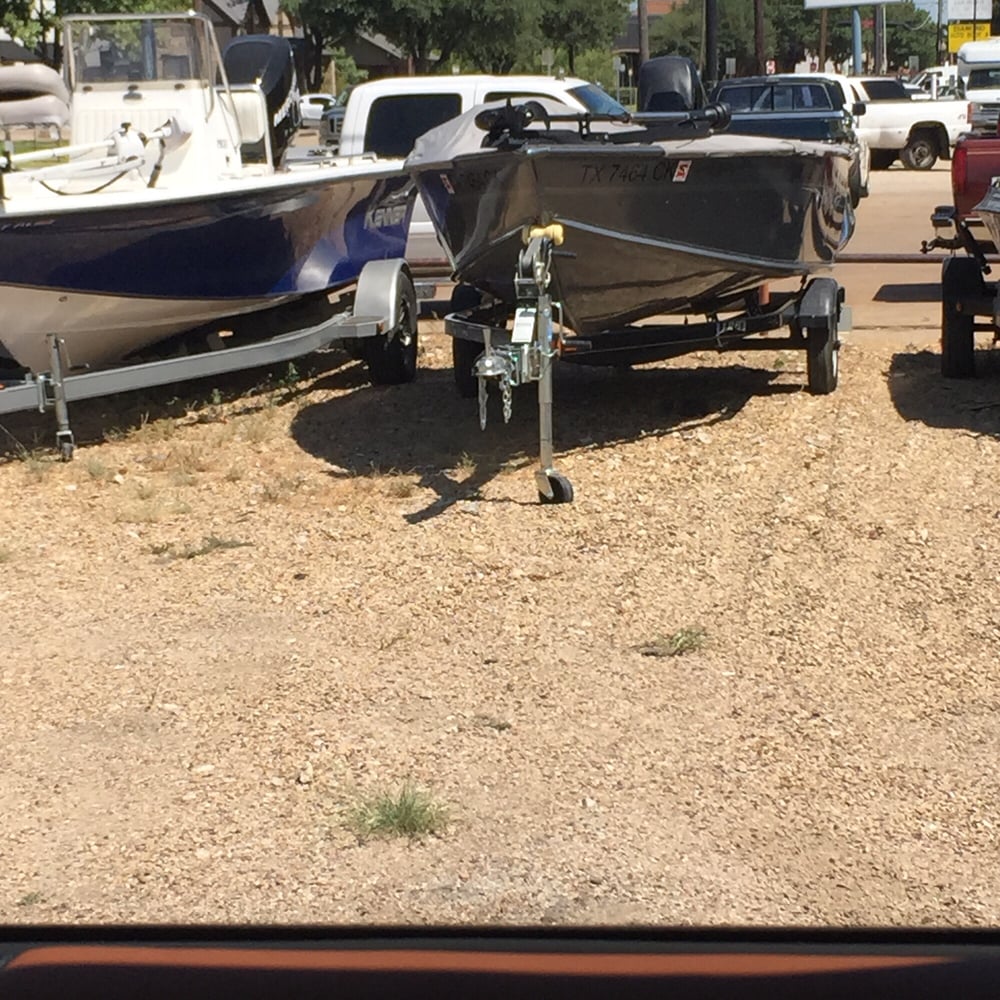 LARRY’S AUTO & MARINE REPAIR Boating 326 Dodd St, Chase City, VA