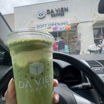 Da Vien Coffee - Banana Matcha - Coffee & Tea Near Me - Cerritos, California