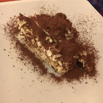 Il Fornillo - Tiramisu dessert - Italian Near Me - Positano, SA Il Fornillo - Tiramisu dessert - Italian Near Me - Positano, SA