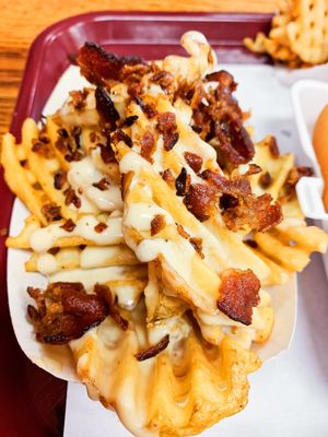 CORBETT’S BURGERS AND SODA BAR - 449 Photos & 536 Reviews - 126