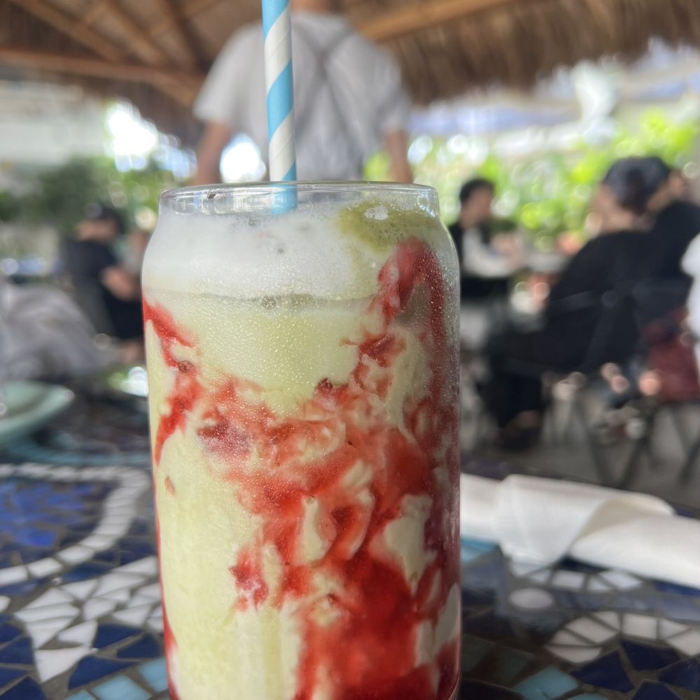 Sunny Side Cafe & Eatery - Strawberry matcha - Breakfast & Brunch Near Me - Miami, Florida Sunny Side Cafe & Eatery - Strawberry matcha - Breakfast & Brunch Near Me - Miami, Florida