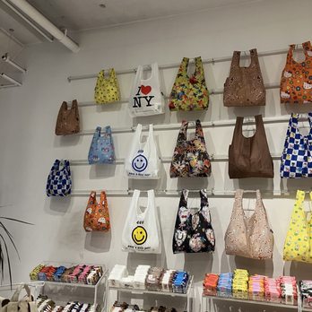 BAGGU - Updated February 2026 - 48 Photos & 44 Reviews - 242 Wythe Ave