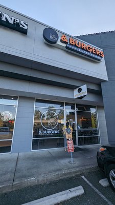 The Box & Burgers Eatery by null