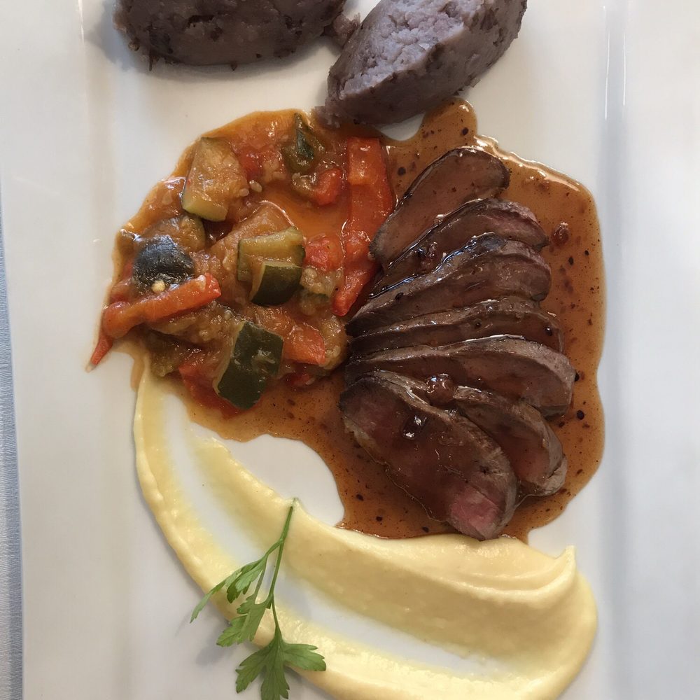 Le Pommier - Duck with mashed black potatoes - French Near Me - Bayeux, 14